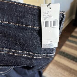 NWT Lane Bryant Mid Rise boot cut jeans, size 24